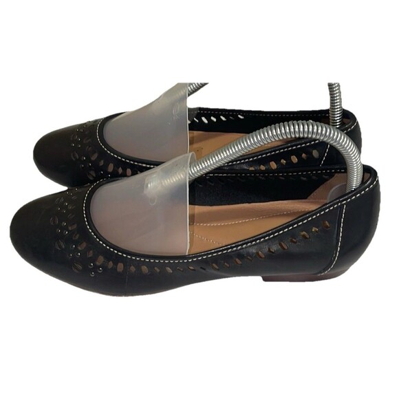 CLARKS OF ENGLAND Artisan Black Slip On Shoes Woman’s US 7.5 Comfort Wear Flats - Picture 2 of 8